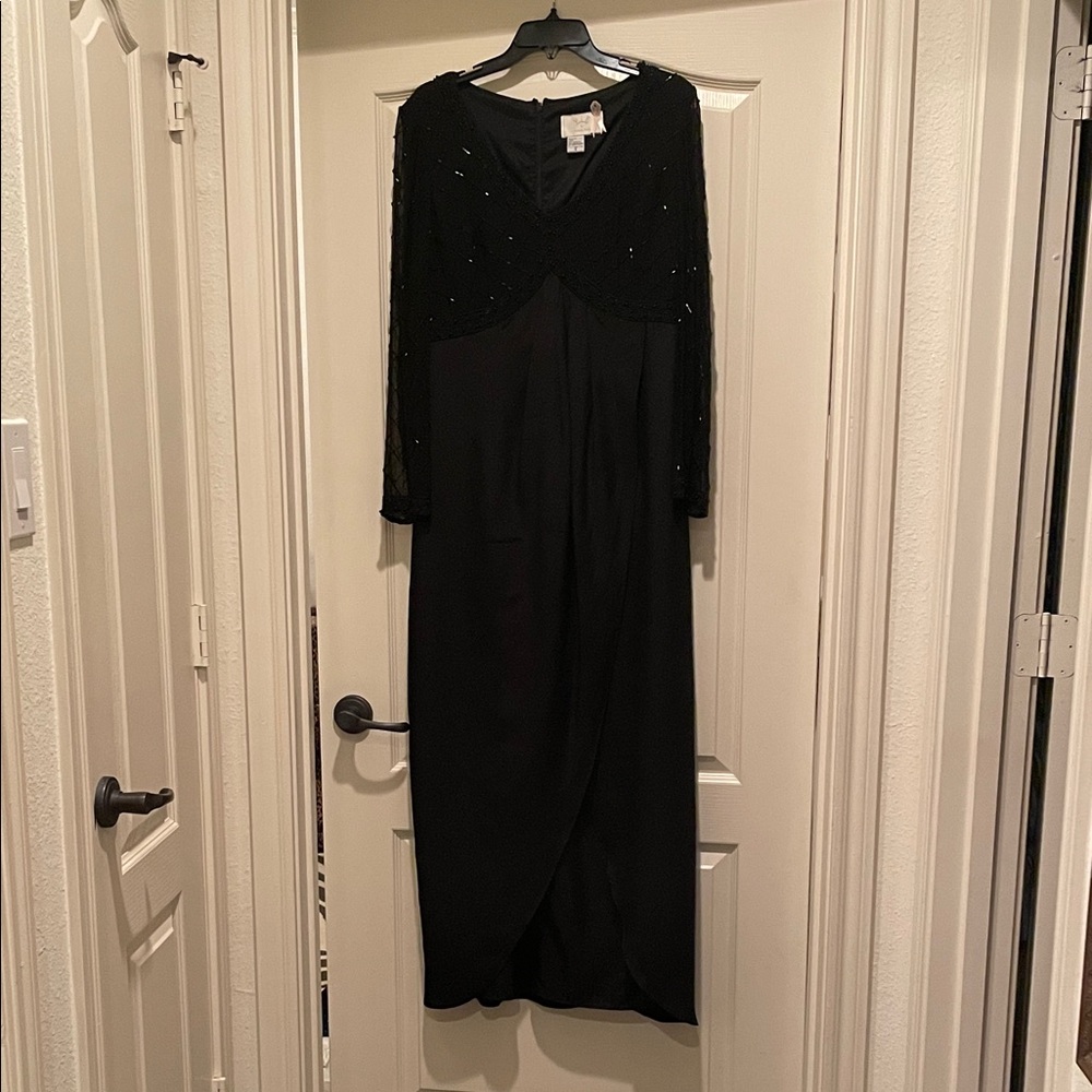 Victoria Royal Ltd Black Long Sleeve Dress